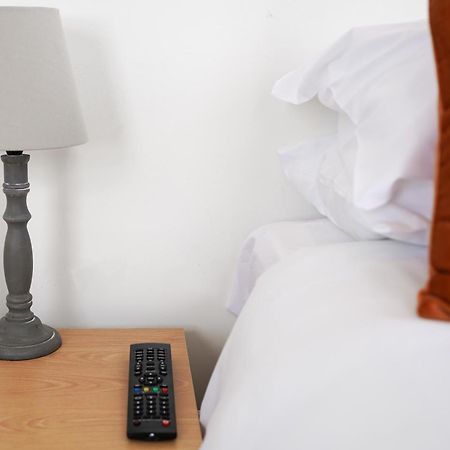 Homesly Guest Rooms, Comfortable En-Suite Guest Rooms With Free Parking And Self Check-In Berwick Upon Tweed Eksteriør billede