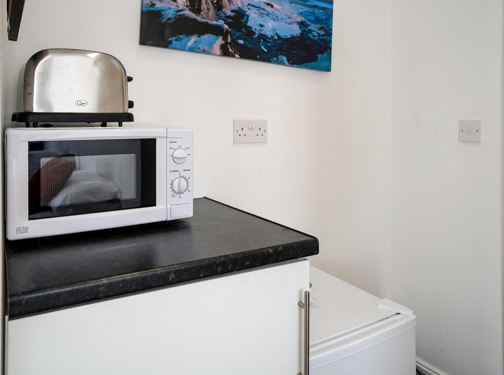 Homesly Guest Rooms, Comfortable En-Suite Guest Rooms With Free Parking And Self Check-In Berwick Upon Tweed Eksteriør billede